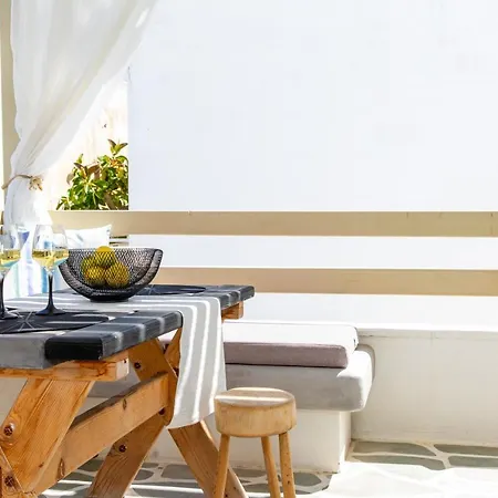 Sweet Emelia Luxury Suites Naxos City