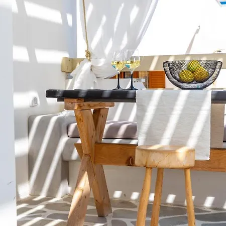 Apartment Sweet Emelia Luxury Suites Naxos City