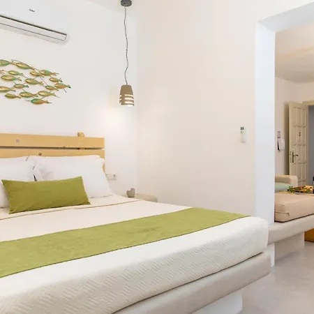 Sweet Emelia Luxury Suites Apartment
