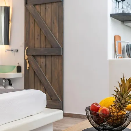 Sweet Emelia Luxury Suites Apartment Naxos City