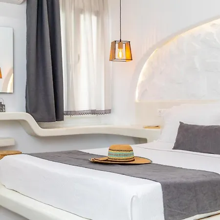 Sweet Emelia Luxury Suites
