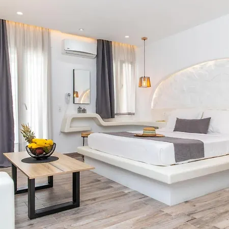 Sweet Emelia Luxury Suites