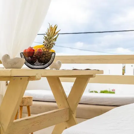 Sweet Emelia Luxury Suites Apartment *