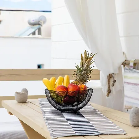 Sweet Emelia Luxury Suites Naxos City