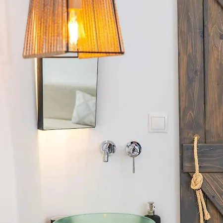 Sweet Emelia Luxury Suites Naxos City