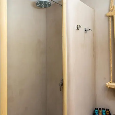 Apartment Sweet Emelia Luxury Suites